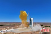 双向出轨我国首颗地球物理场探测业务卫星“张衡一号”02星成功发射